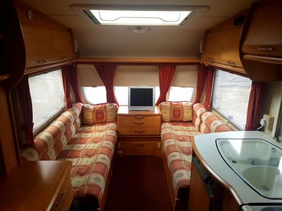                         Przyczepa kempingowa Swift 2003 rok z moverem - zdjęcie 5
                        