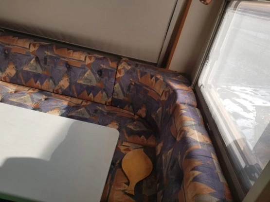                         Sprzedam super przyczepę Hobby 495 - zdjęcie 3
                        