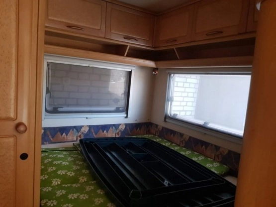                         Sprzedam super przyczepę Hobby 495 - zdjęcie 6
                        