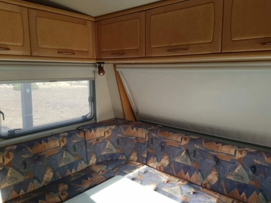                         Sprzedam super przyczepę Hobby 495 - zdjęcie 7
                        