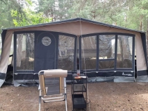                         sprzedam przyczepę Hobby 540 UFE EXCLUSIVE z przedsionkiem Isabella, rocznik 2006.  - zdjęcie 1
                        