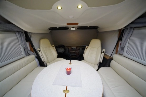                         Kamper Integra LeVoyageur LVX Mercedes Sprinter 160KM stan Idealny - zdjęcie 10
                        