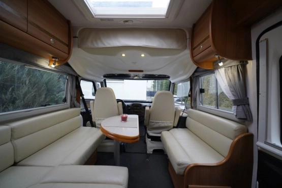                         Kamper Integra LeVoyageur LVX Mercedes Sprinter 160KM stan Idealny - zdjęcie 9
                        