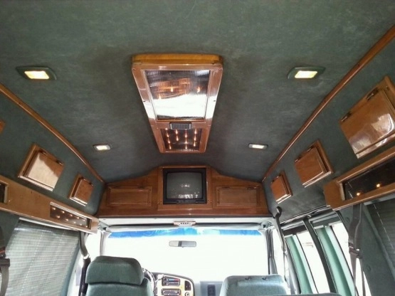                         Ford Econoline Coachmen 5.8. V8 + LPG - zdjęcie 13
                        