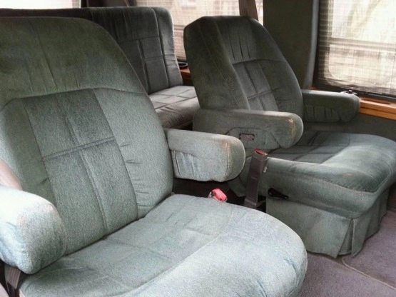                         Ford Econoline Coachmen 5.8. V8 + LPG - zdjęcie 6
                        