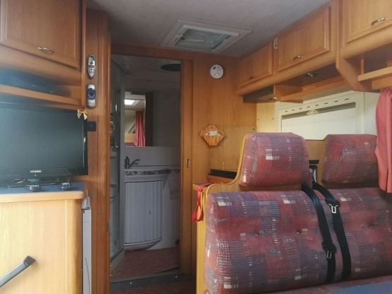                         FIAT DUCATO 2.5 TDI 116 KM, zabudowa Concorde 620XT pełne wyposażenie - zdjęcie 8
                        