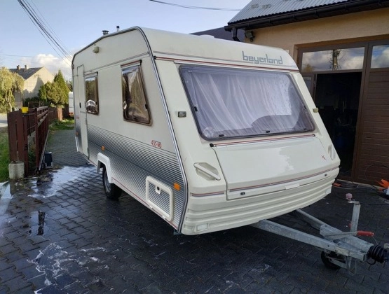                         Przyczepa kempingowa Beyerland Sprinter 430 MD 1995 rok - zdjęcie 1
                        