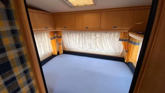                         Przyczepa Hobby 450 UFE 2001 r., nowy tył - zdjęcie 6
                        