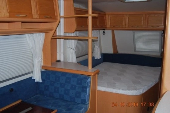                         Przyczepa kempingowa Hobby Prestige 650 z przedsionkiem - zdjęcie 12
                        