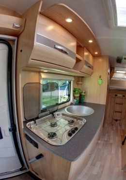                         Camper Capron A70  - Fiat Ducato , Multijet 2,0JTD 115 PS - zdjęcie 6
                        