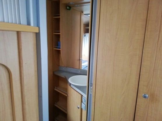                         Knaus Azur 650 FDU - zdjęcie 4
                        