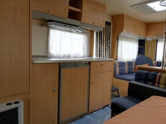                         Knaus Azur 650 FDU - zdjęcie 9
                        