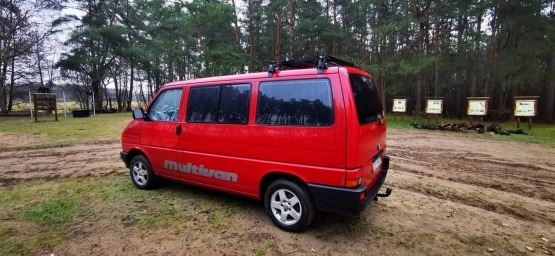                         VW T4 Multivan 1996r 1,9TD - zdjęcie 3
                        