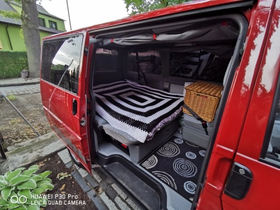                         VW T4 Multivan 1996r 1,9TD - zdjęcie 9
                        