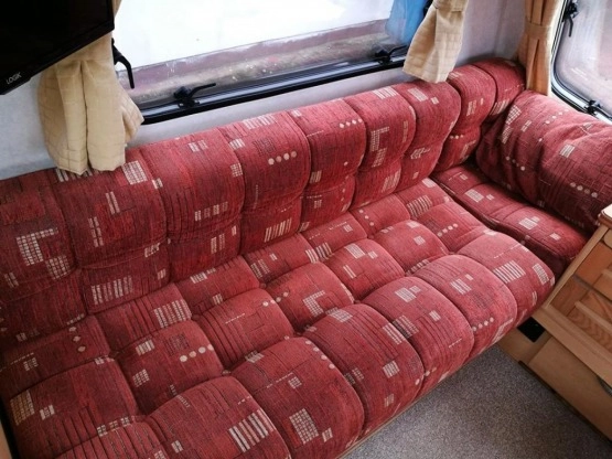                         Przyczepa kempingowa Elddis 2 os. z 2004 r. - zdjęcie 15
                        