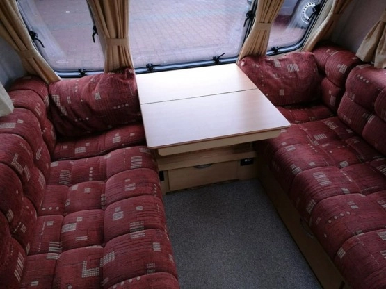                         Przyczepa kempingowa Elddis 2 os. z 2004 r. - zdjęcie 24
                        