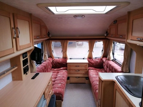                         Przyczepa kempingowa Elddis 2 os. z 2004 r. - zdjęcie 33
                        