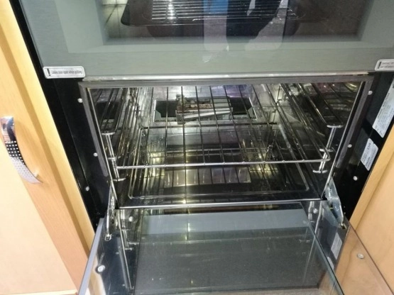                         Przyczepa kempingowa Elddis 2 os. z 2004 r. - zdjęcie 35
                        