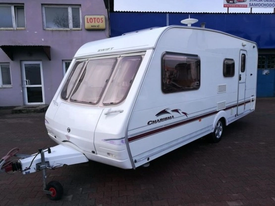                         Przyczepa kempingowa SWIFT 4 os. 2004 z napędem, przedsionkiem, pokrowcem - zdjęcie 12
                        