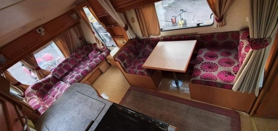                         Przyczepa kempingowa Elard Clarion 490/4L 100% sucha, łóżko piętrowe, 5 osób. Okazja!  - zdjęcie 13
                        