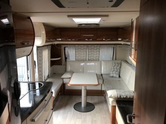                         fendt diamant black 2015 rok - zdjęcie 16
                        