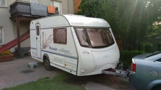                         KEMPING HYLANDER A380 SUPER STAN Przedsionek Hobby Knaus Niewiadów - zdjęcie 1
                        