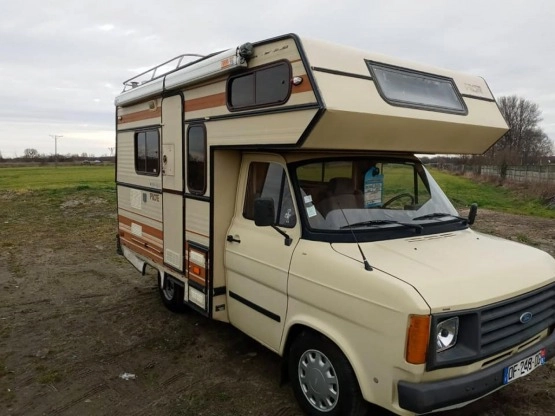                         Ford Transit - zdjęcie 1
                        