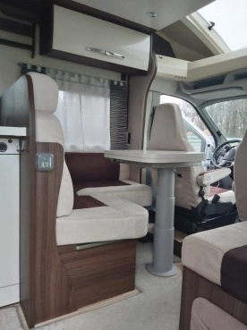                         Ford Benimar Tessoro 442 - zdjęcie 10
                        