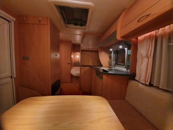                         Bürstner Belcanto 455TS, rocznik 2006, MOVER, Markiza lub przedsionek, bagażnik na rowery - zdjęcie 21
                        