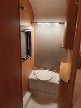                         Bürstner Belcanto 455TS, rocznik 2006, MOVER, Markiza lub przedsionek, bagażnik na rowery - zdjęcie 3
                        