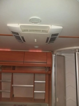                         Przyczepa FENDT Saphir 390 z KLIMATYZACJĄ - zdjęcie 6
                        