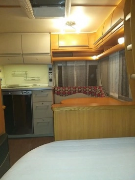                         Przyczepa FENDT Saphir 390 z KLIMATYZACJĄ - zdjęcie 7
                        