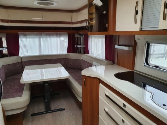                         Hobby 540 UFE Excellent 2016 r., Markiza THULE, bagażnik na rowery - zdjęcie 14
                        