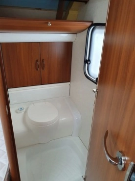                         Hobby 540 UFE Excellent 2016 r., Markiza THULE, bagażnik na rowery - zdjęcie 5
                        