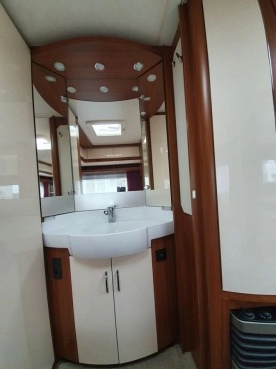                         Hobby 540 UFE Excellent 2016 r., Markiza THULE, bagażnik na rowery - zdjęcie 9
                        