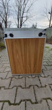                         Lodówka  na gaz, prąd, 12 V i 220 V do przyczepy kempingowej, kampera, jachtu i nie tylko. Sprawna. Wysyłka - zdjęcie 3
                        