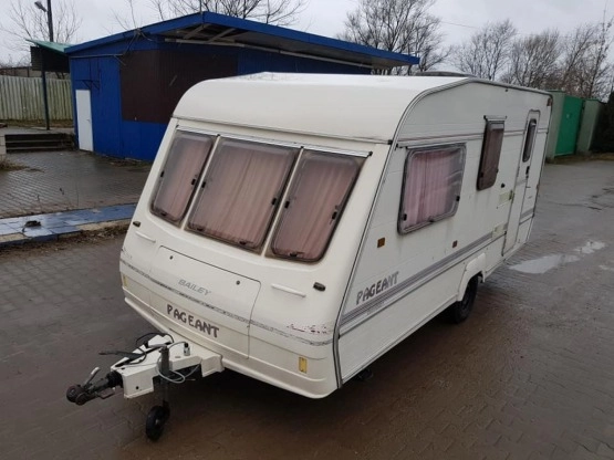                         bailey pageant pegasus 1992 - zdjęcie 13
                        