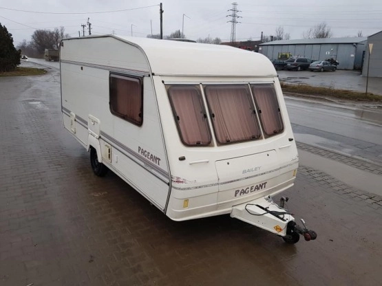                         bailey pageant pegasus 1992 - zdjęcie 8
                        