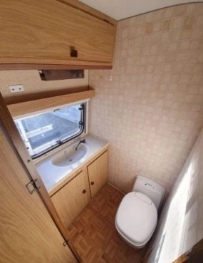                         Hobby AVENTO ROYAL 395 TL - zdjęcie 10
                        