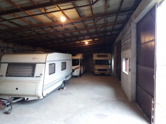                         zimowanie kampera przyczepy motor łódź zimowanie miejsce postojowe parking przechowanie garażowanie - zdjęcie 1
                        