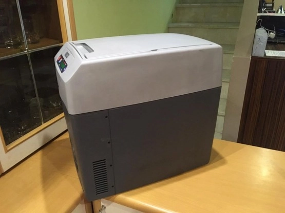                         Przenośna lodówka termoelektryczna z elektronicznym termostatem TropiCool TC 21FL - zdjęcie 12
                        