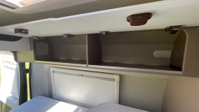                         Burstner Eliseo c641 140km FV23% Warszawa - zdjęcie 12
                        