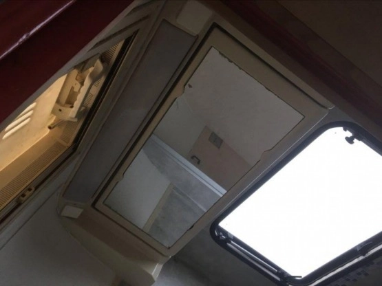                         Peugeot J5 2,5 TD - LMC LIBERTY - zdjęcie 17
                        