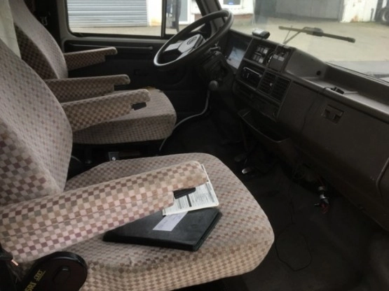                         Peugeot J5 2,5 TD - LMC LIBERTY - zdjęcie 22
                        