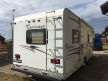                         Kamper Amerykański Coachmen 2004 r. - zdjęcie 11
                        