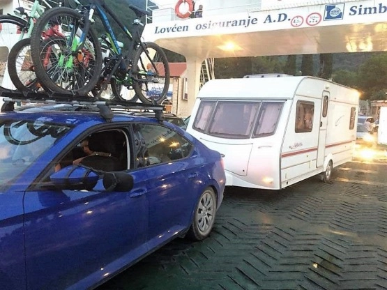                         prywatna przyczepa kempingowa Coachman Amara 530 5 os. 2002 r. - zdjęcie 21
                        