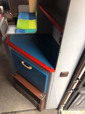                         Kamper Peugeot J5, Adriatik 550e, 2,5 TD, 1989 r. Leszno - zdjęcie 15
                        