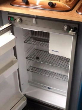                         Kamper Peugeot J5, Adriatik 550e, 2,5 TD, 1989 r. Leszno - zdjęcie 4
                        