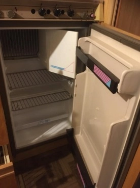                         Przyczepa Dethleffs 1994 + 4 letni przedsionek - zdjęcie 12
                        