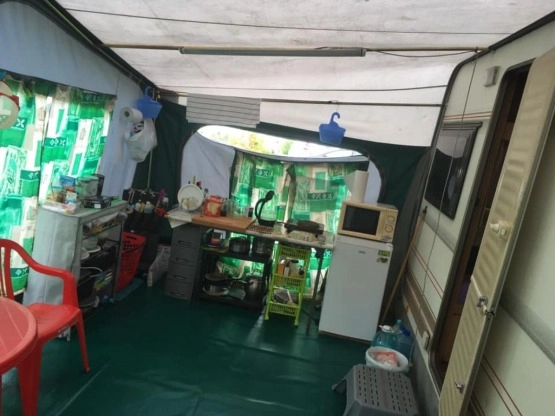                         Przyczepa Dethleffs 1994 + 4 letni przedsionek - zdjęcie 4
                        